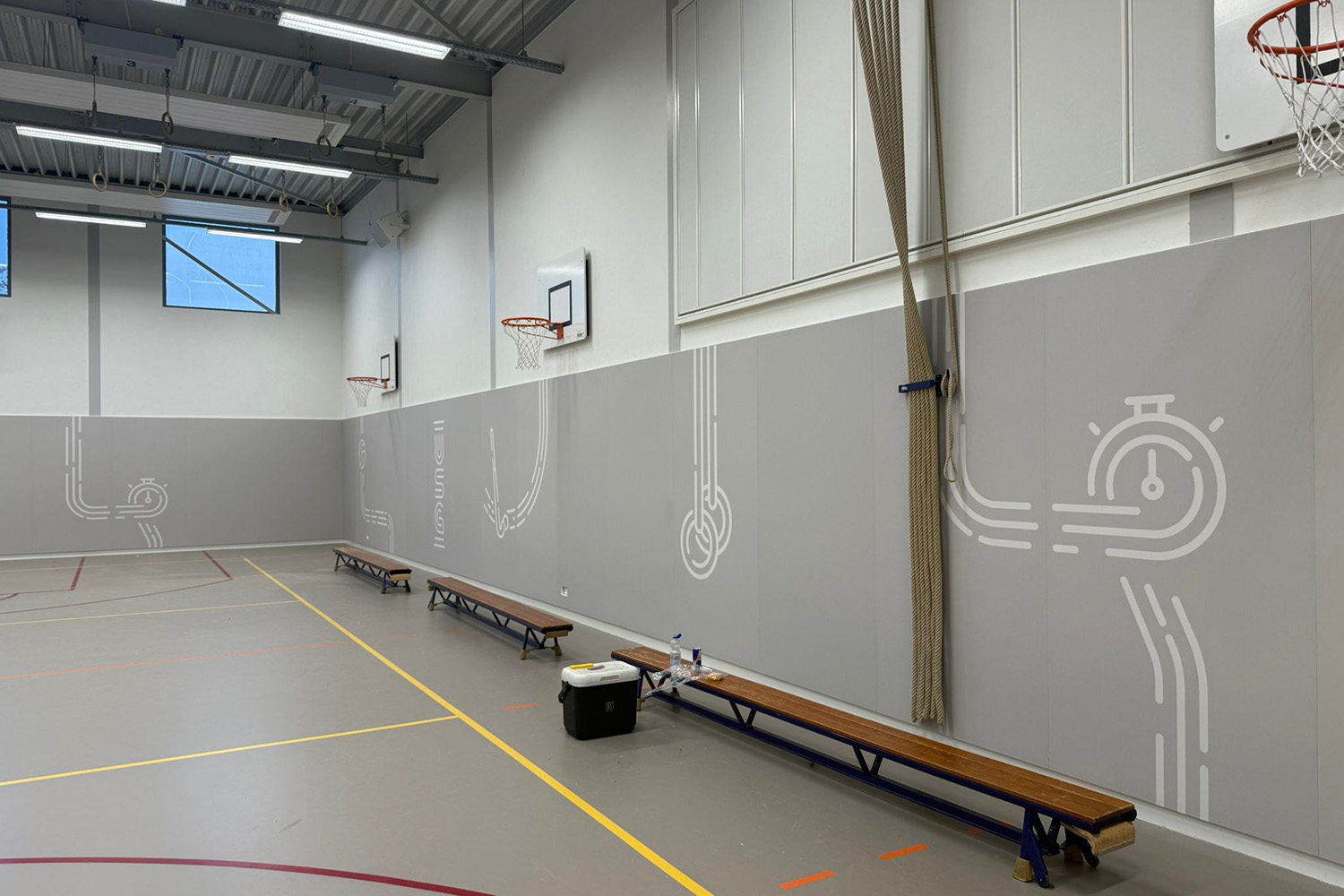 akoestisch print vilt gymzaal wand